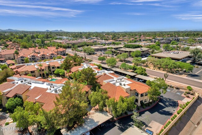 Building Photo - 7008 E Gold Dust Ave