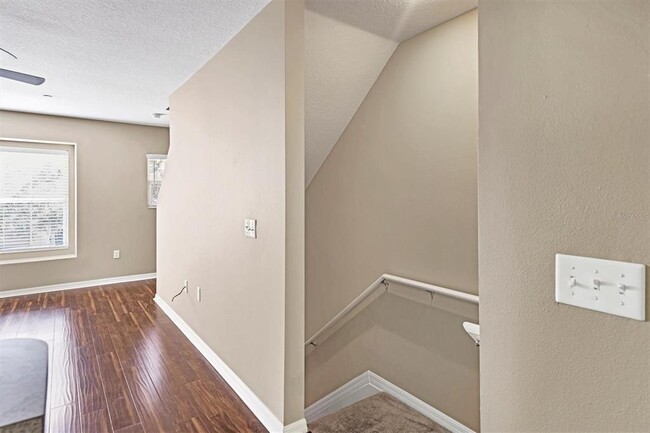 Building Photo - 7322 Black Walnut Way