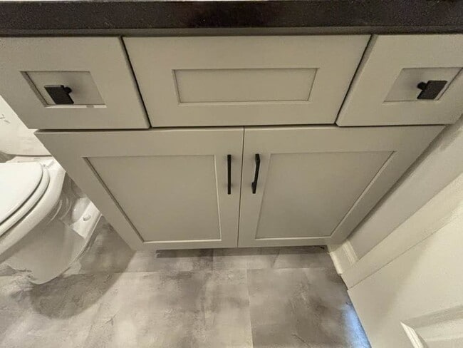 Building Photo - 999 Lennox Blvd