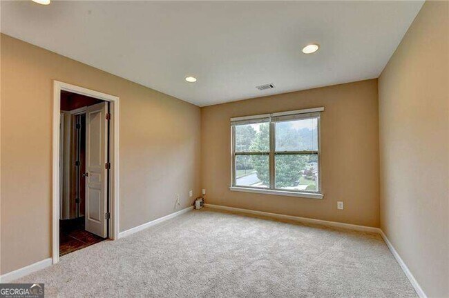 Building Photo - 4228 Woods Creek Ln