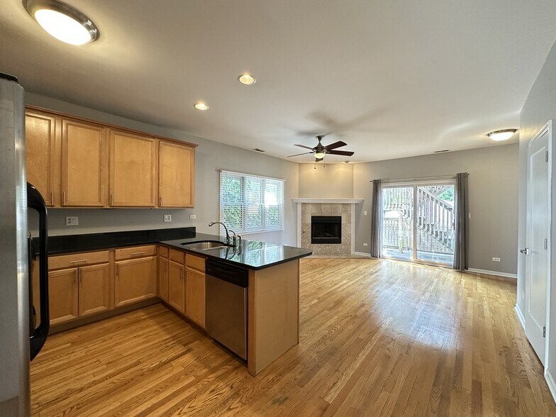 Building Photo - 724 N Willard Ct