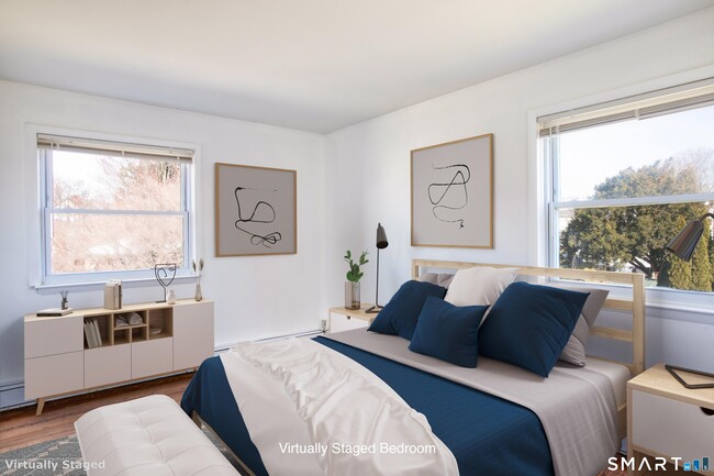 Building Photo - 25 Alexander St