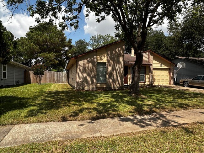 Building Photo - 2123 Crosscoach Ln