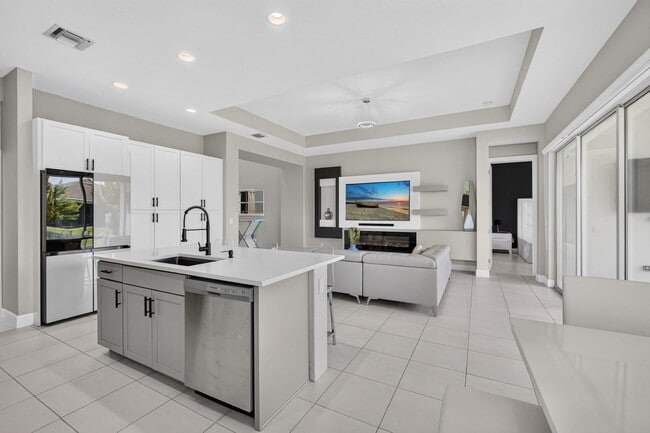 Building Photo - 16293 Melogold Dr
