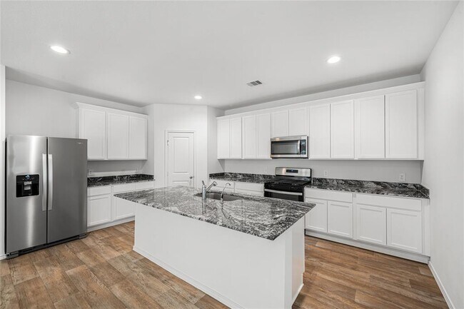 Building Photo - 5603 Poplar Rdg Ct