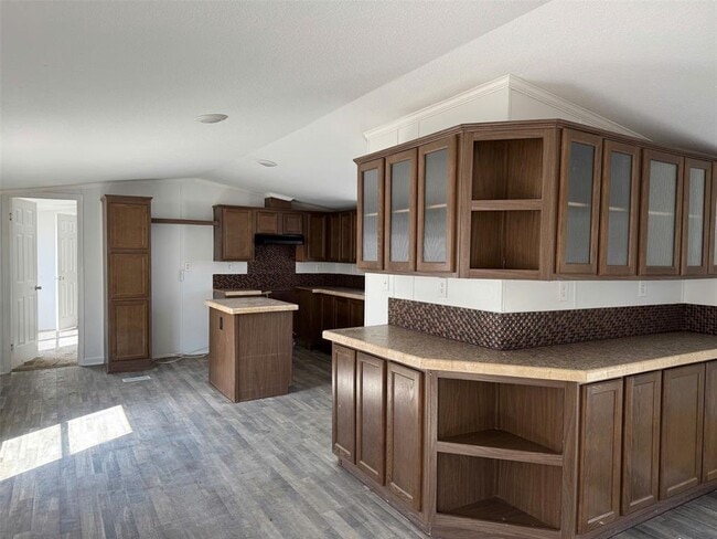Building Photo - 16206 Wood Dr