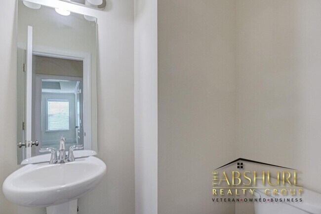 Building Photo - 112 Cahors Trail