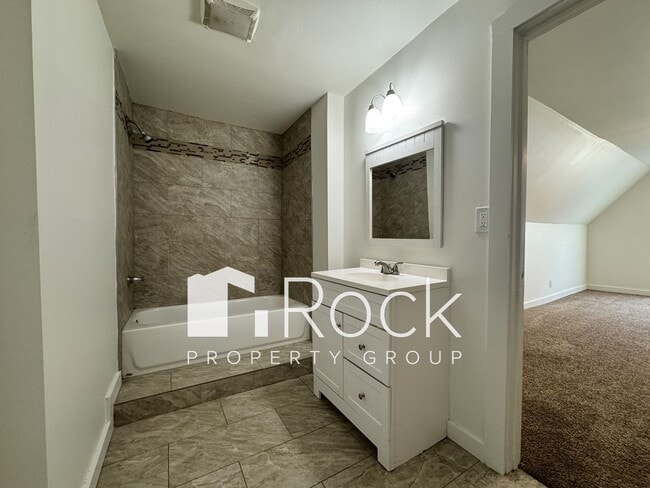 Building Photo - Remodeled Historic Home Near the Capitol, Uptown, Midtown and Paseo districts