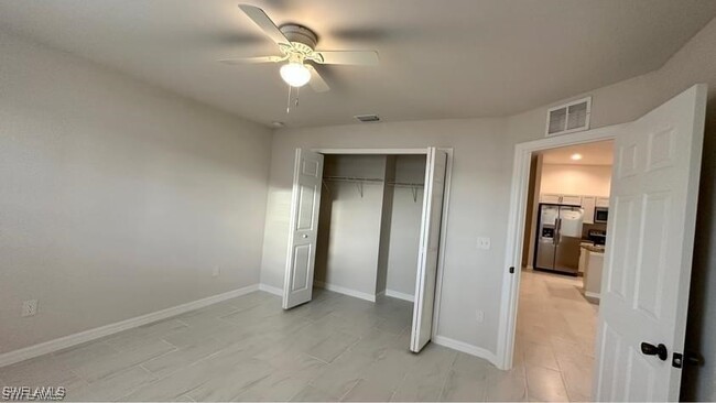 Building Photo - 2810 SW 7th Pl