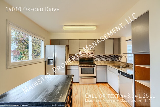 Building Photo - 14010 Oxford Dr