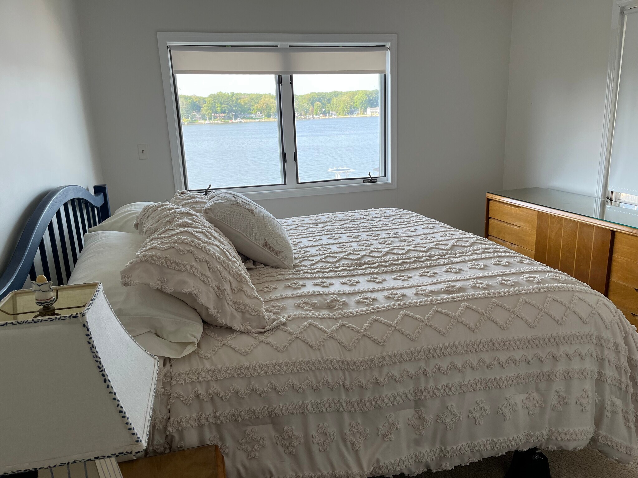 bedroom 2 - 571 W End Dr