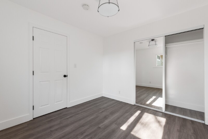 Building Photo - 1446 E Topeka St