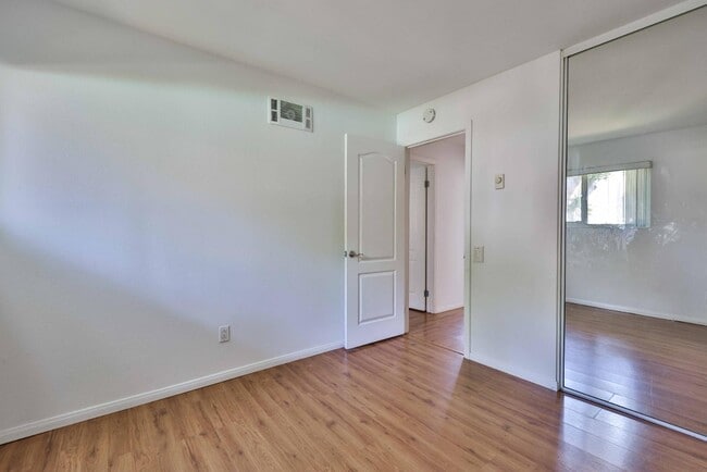 Building Photo - 6333 College Grove Way