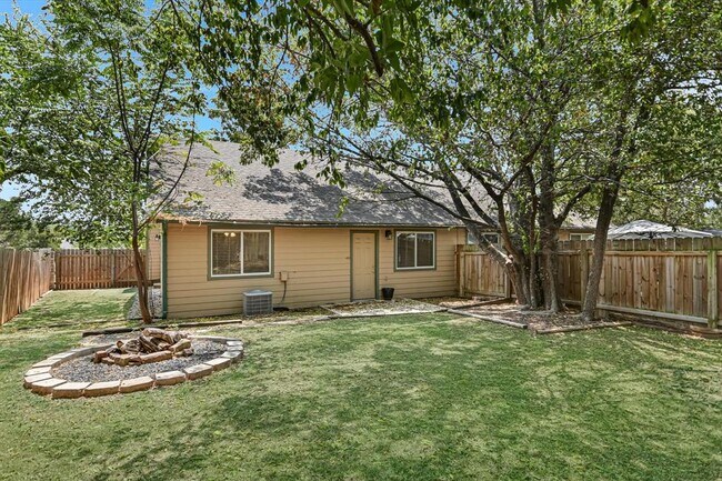 Building Photo - 519 Cutty Trail