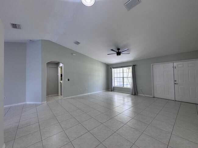 Building Photo - 4128 Corydon Ave
