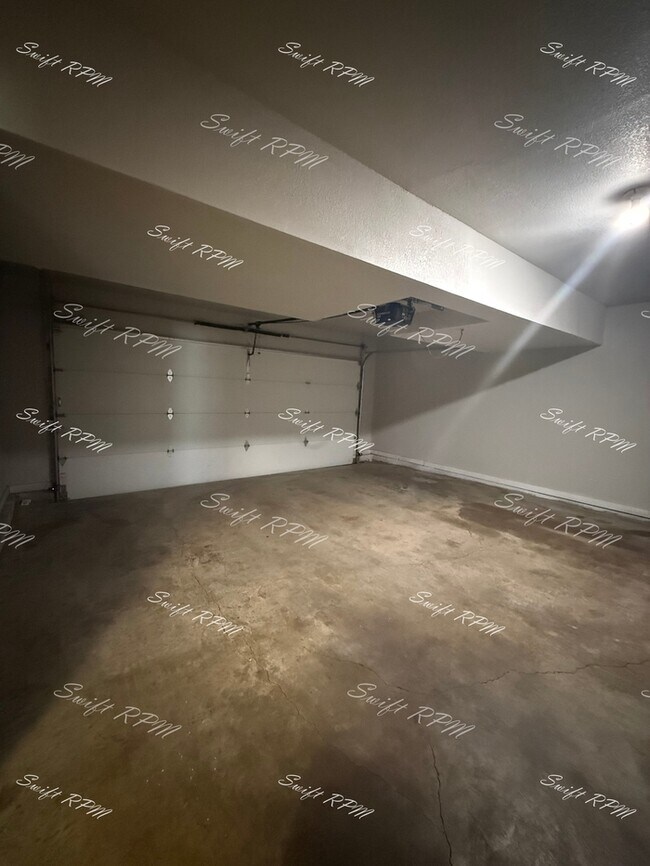 Building Photo - 8957 Hauser St