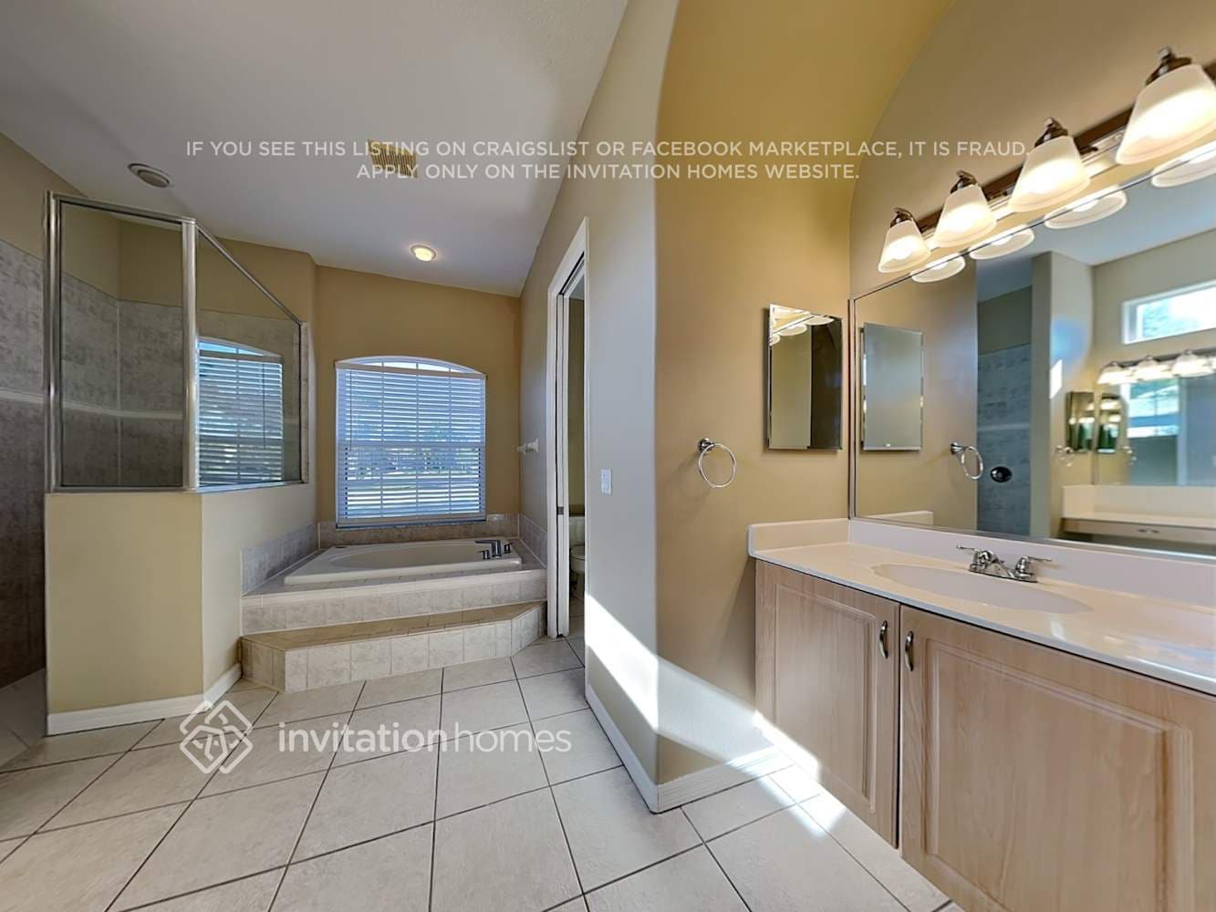 Building Photo - 7119 Pine Valley St