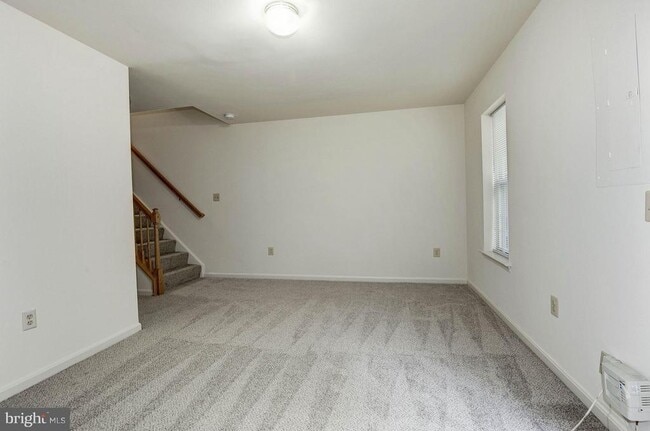 Building Photo - 13122 Kidwell Field Rd