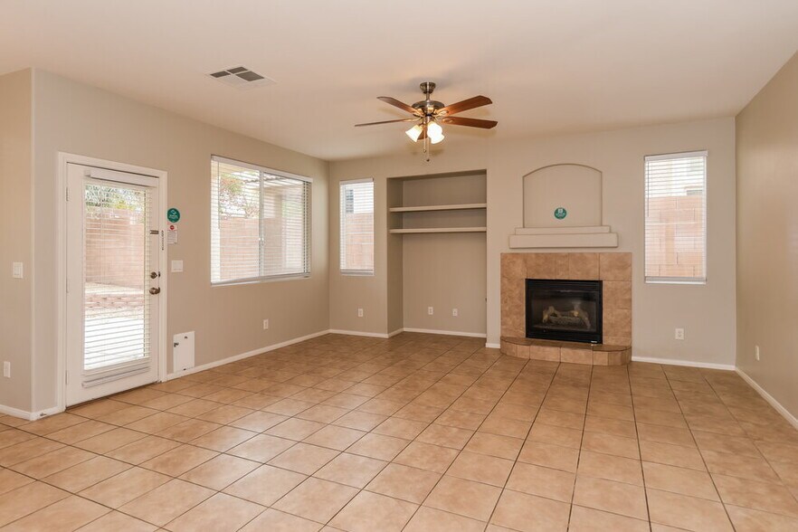 Building Photo - 5781 Magini Ave