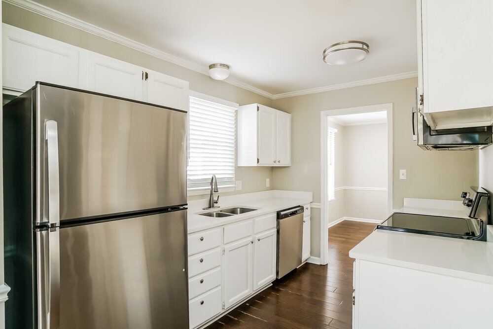 Building Photo - 7329 N Thorncliff Pl
