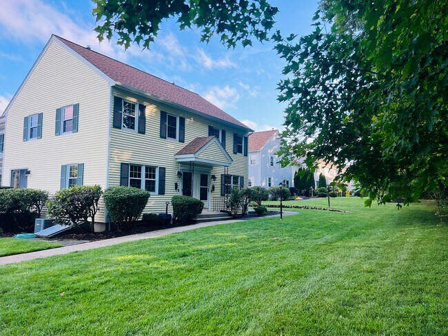 Building Photo - 2970 Mendon Rd