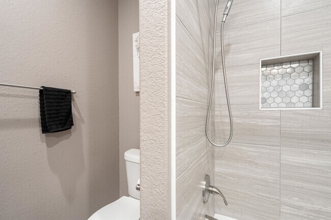 Building Photo - 266 Cielo Grande