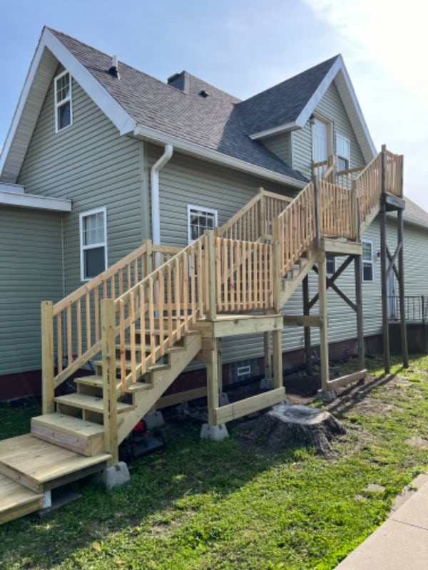 Building Photo - 917 N Vermilion St