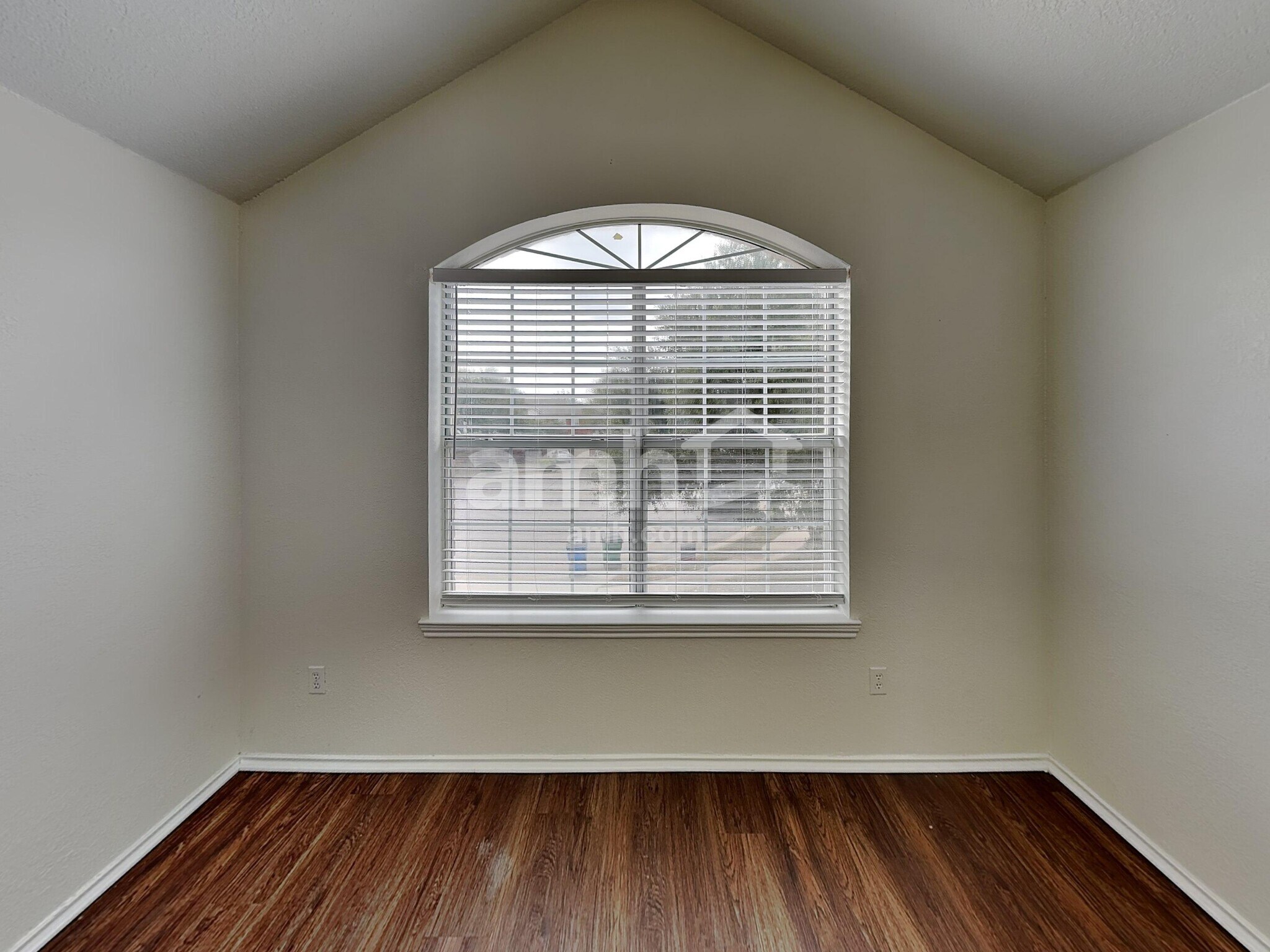 Building Photo - 1704 Gnu Gap