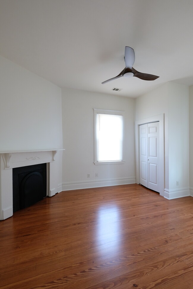 Building Photo - Renovated Historic Home