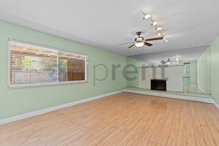 Building Photo - 899 Monika Way