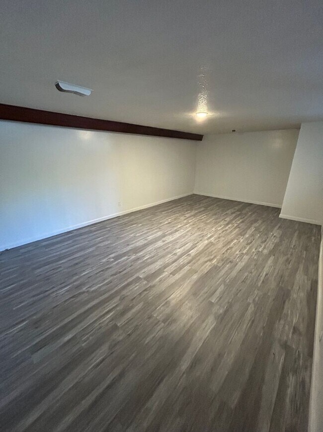Building Photo - 11301 Herrick Ave