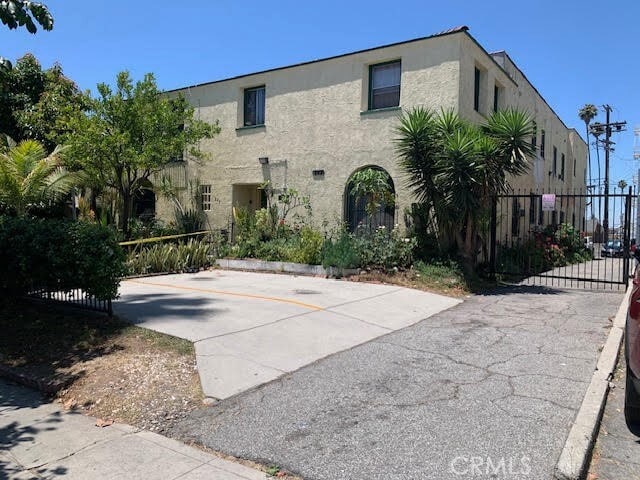 Building Photo - 247 N New Hampshire Ave