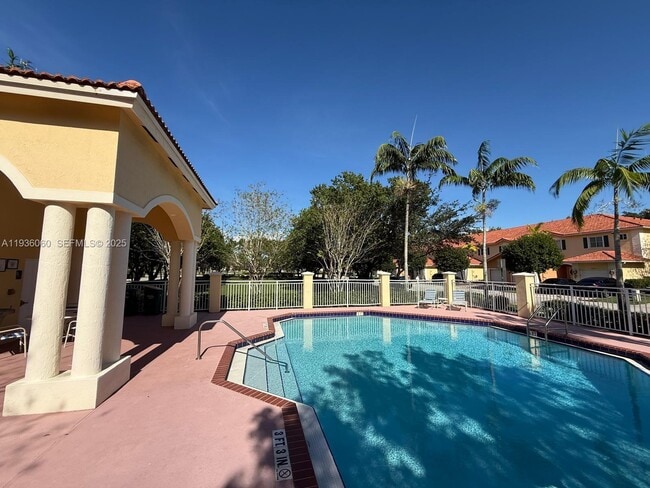 Building Photo - 8301 Santa Monica Terrace