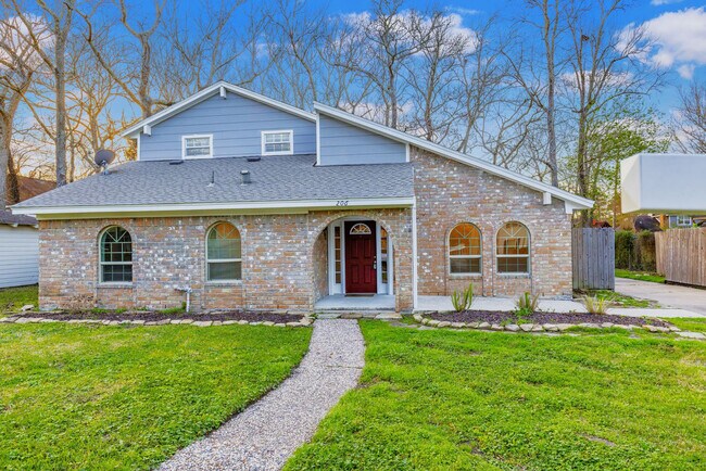 Building Photo - 206 St Cloud Dr