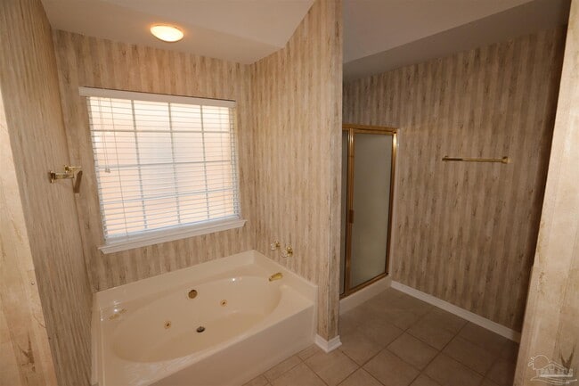 Building Photo - 9955 Rail Cir