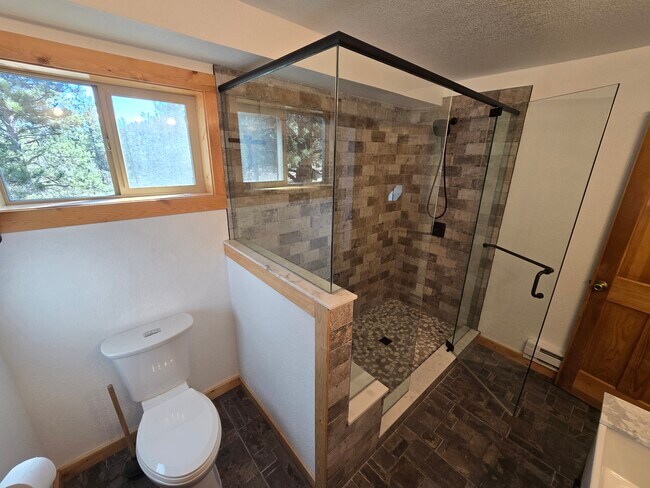 Building Photo - 789 Blackhawk Creek Dr