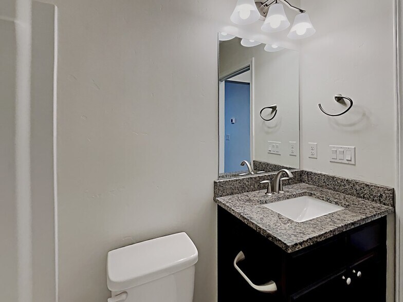 Building Photo - 63 S Lancaster Dr