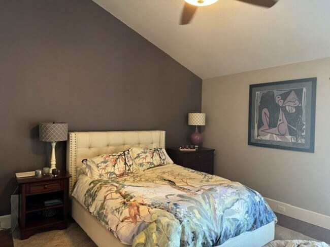 Building Photo - Gorgeous 3-Bedroom House in Gold River wit...