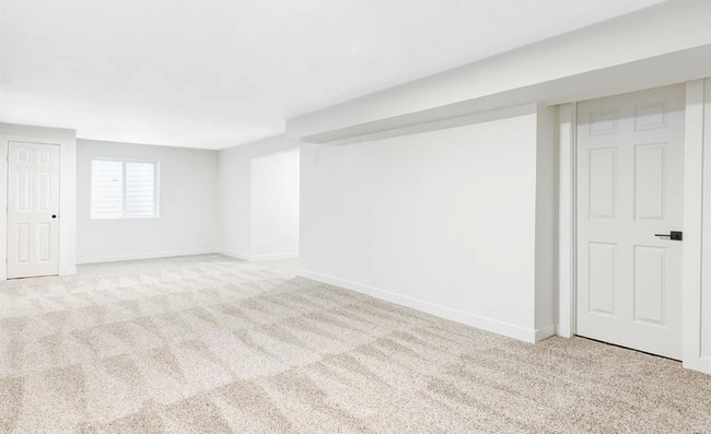 Building Photo - Modern Comfort in Bradburn’s Most Sought-A...