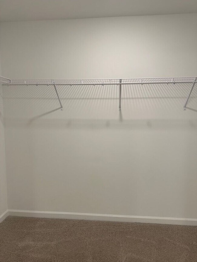 Building Photo - 67 Long Bnd Dr