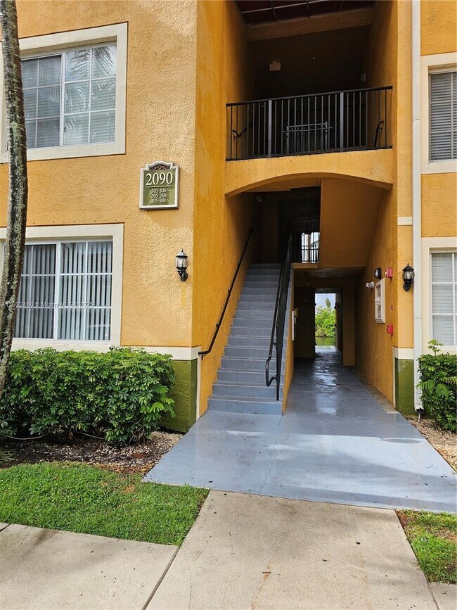 Building Photo - 2090 W Preserve Way