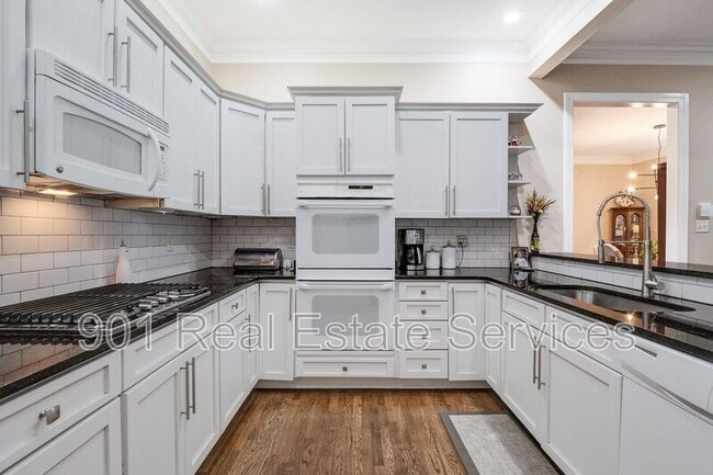 Building Photo - 765 Harbor Isle Cir E