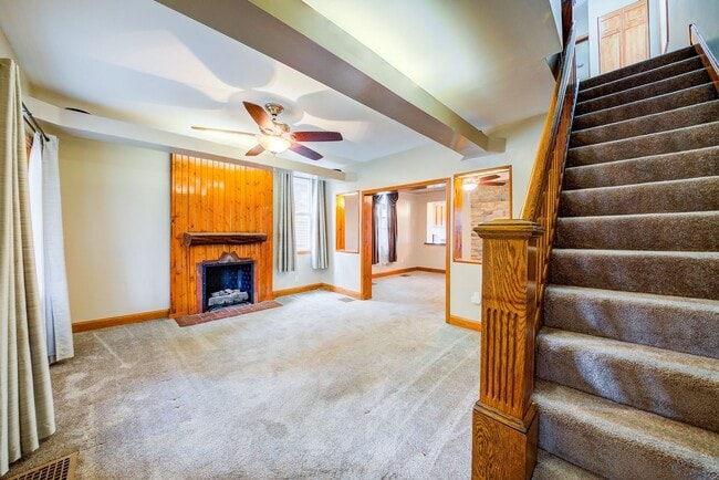 Building Photo - Stunning 3 bedroom home in Bon Air availab...