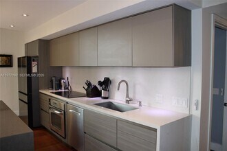 Building Photo - 31 SE 6th St