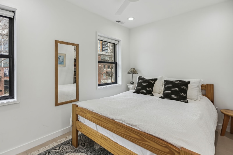 Building Photo - 1157 3rd St NE