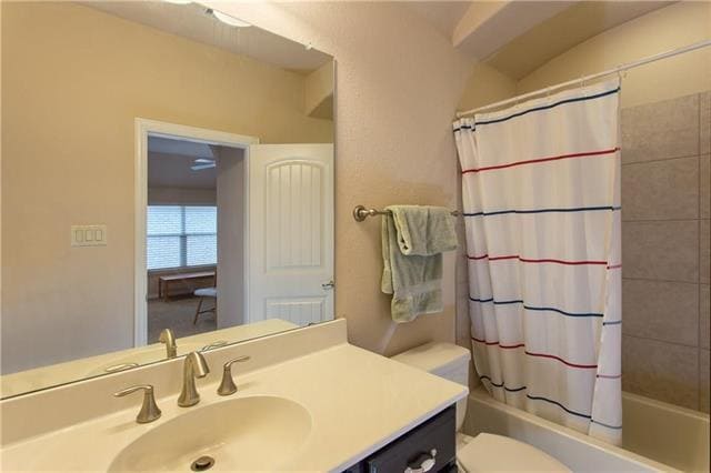 Building Photo - 207 Carrington Ln