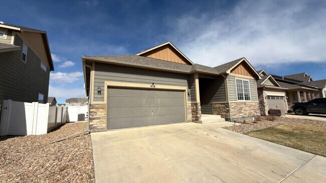 Building Photo - Great Home in Windsor