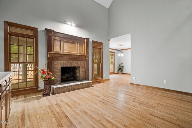 Building Photo - 1008 W Sterlington Pl