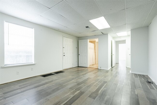 Building Photo - Convenience Plus