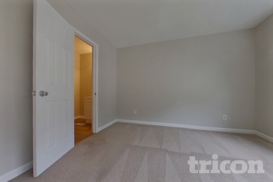 Building Photo - 29 Cedars Glen Cir